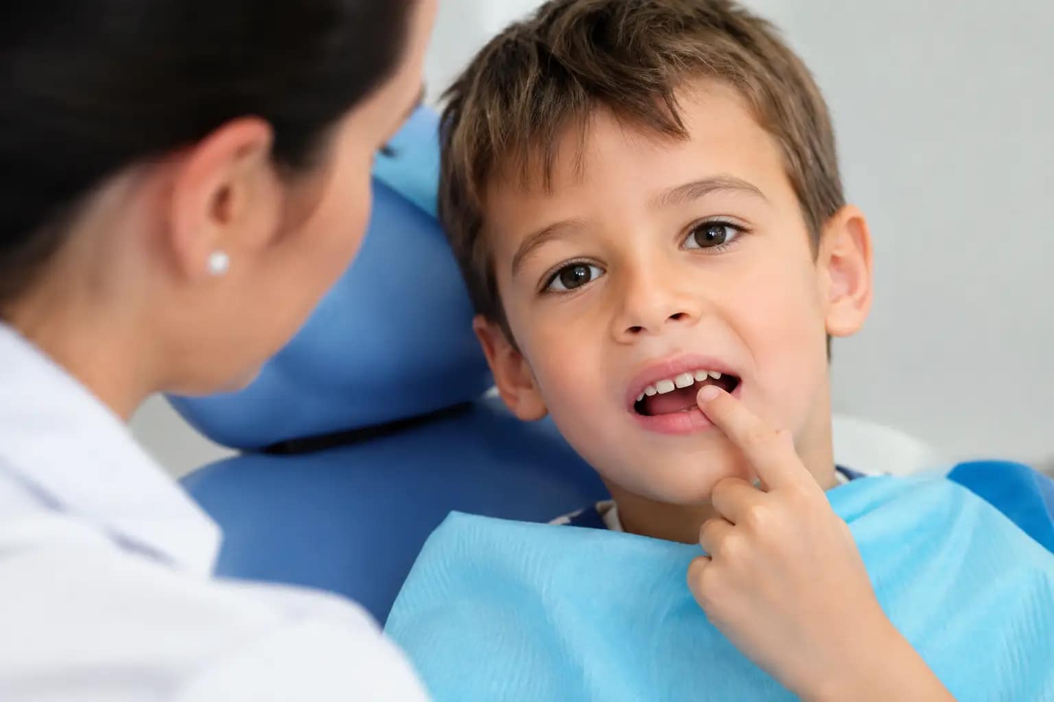 Como agir diante de dente fraturado infantil